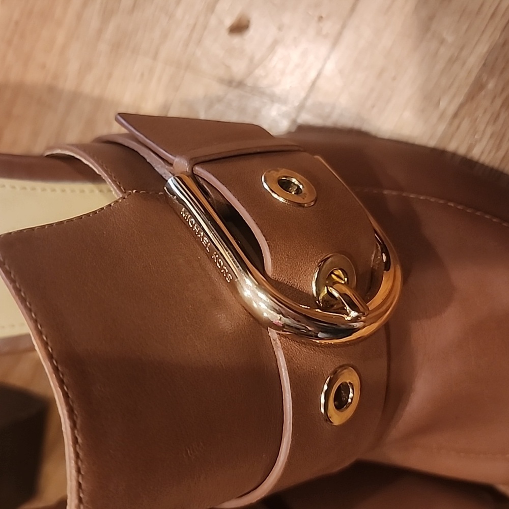 Michael Kors Cooper Mule - Picture 11 of 16